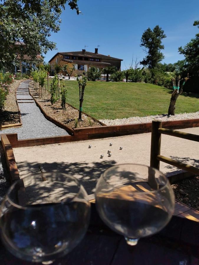 Le Gite Du Moulin Lagardelle-sur-Leze Bagian luar foto